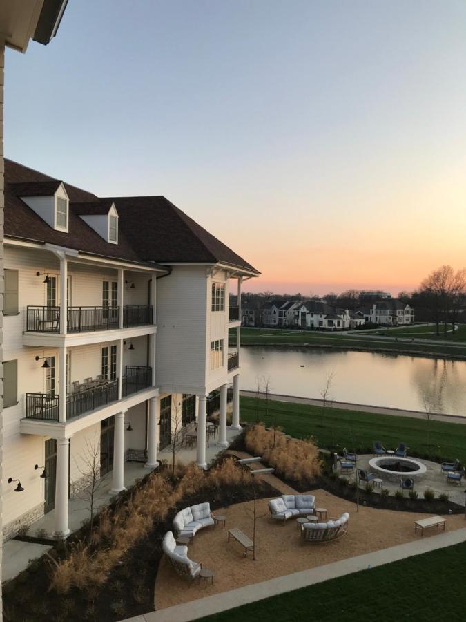 The Inn At Meadowbrook أوفرلاند بارك المظهر الخارجي الصورة